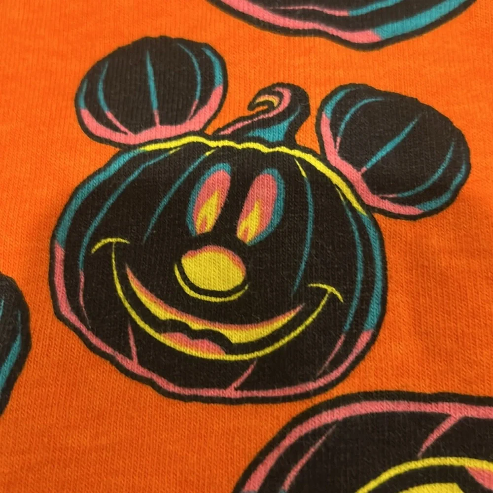Disney kids spirit jersey ! Halloween - Picture 2 of 5